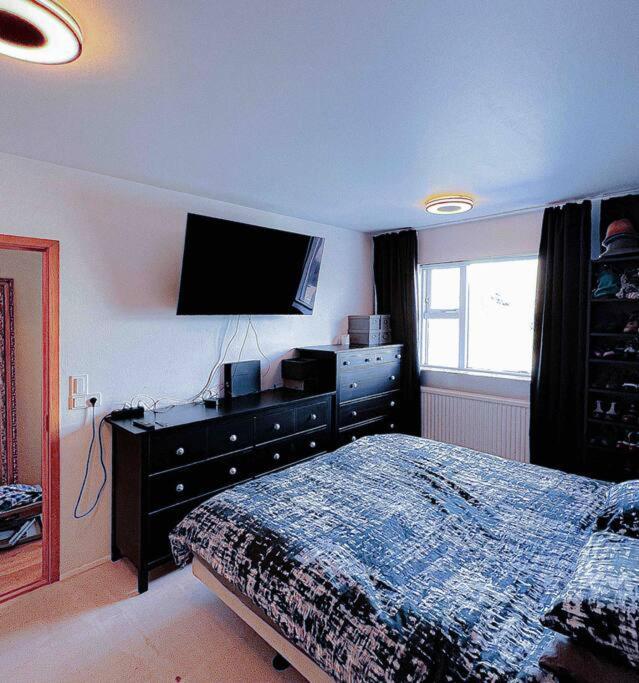 Family Friendly Close To Golden Circle And To Central! Apartment *