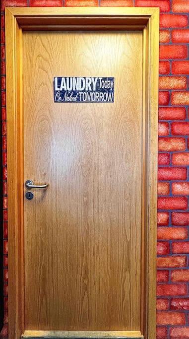 Apartment Family Friendly Close To Golden Circle And To Central!
